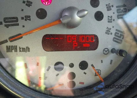 2006 Mini Cooper z USA, uszkodzony, nr VIN WMWRF33556TG13821